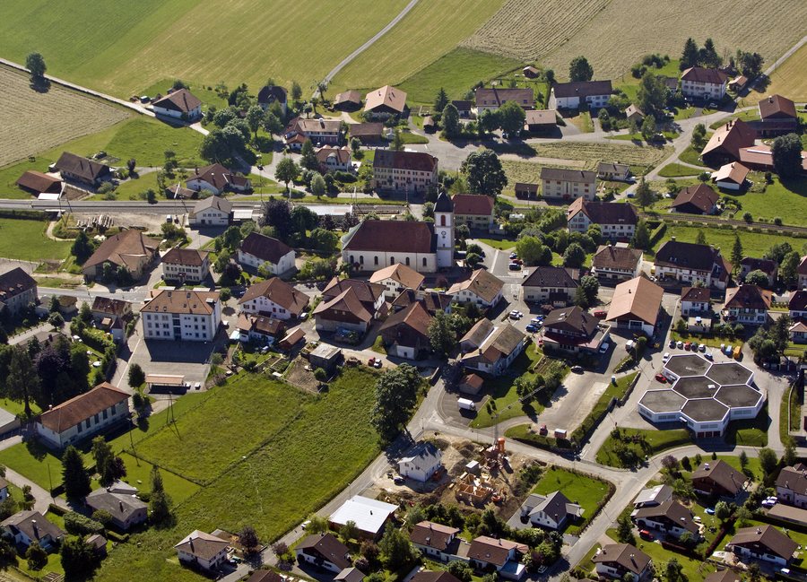 File:Les Bois 2, 28.6.2008.jpg