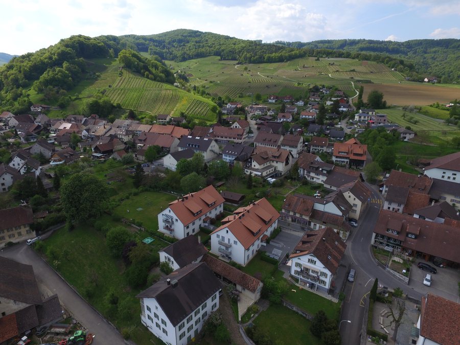 File:Schinznach DJI 0887.jpg