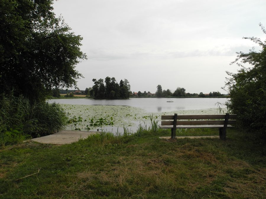 File:Inkwilersee-Inseli (2).jpg