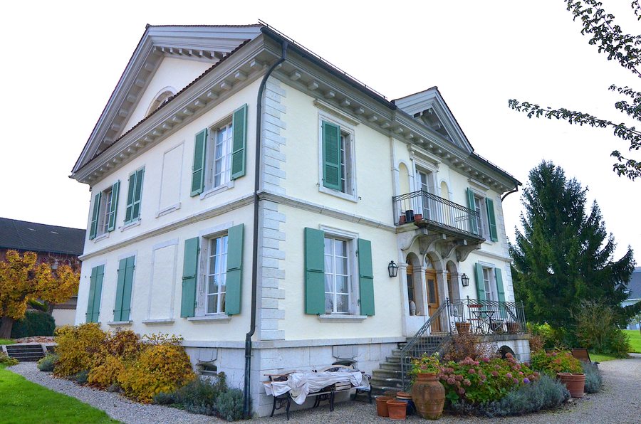 File:Stotzerhaus ehem. Kohlerhaus Büren an der Aare.jpg