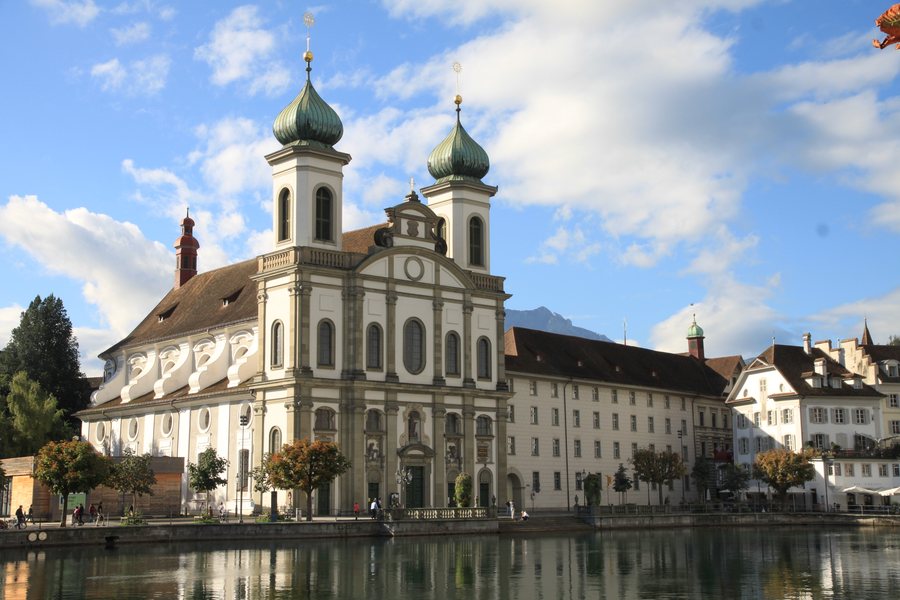 File:Jesuitenkirche Luzern CH 01.jpg