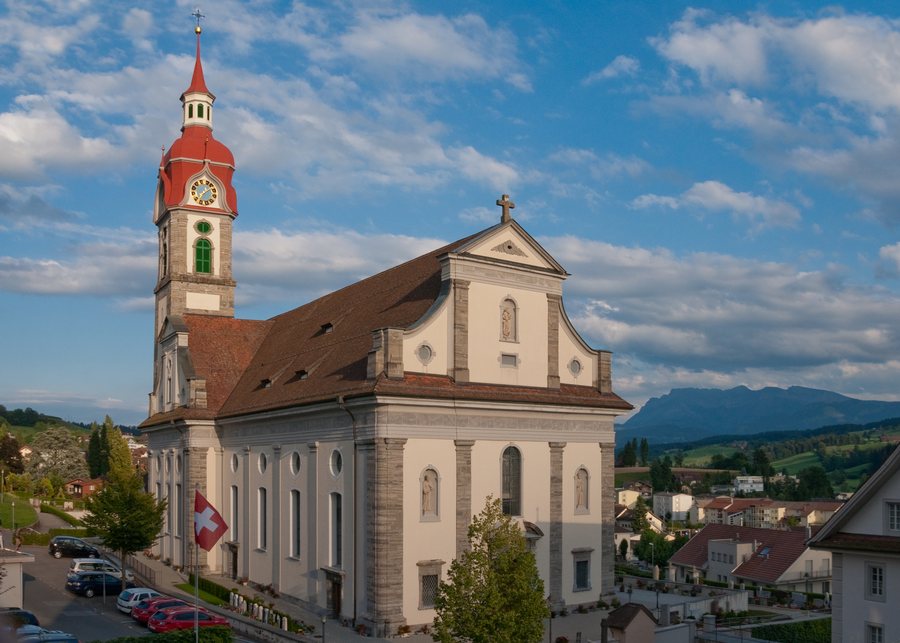 File:KGS 3875 Katholische Kirche St. Mauritius.jpg