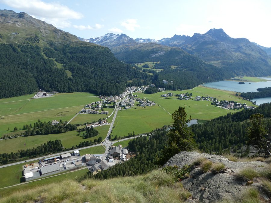 File:Sils-Segl Maria and Sils-Segl Baselgia.jpg