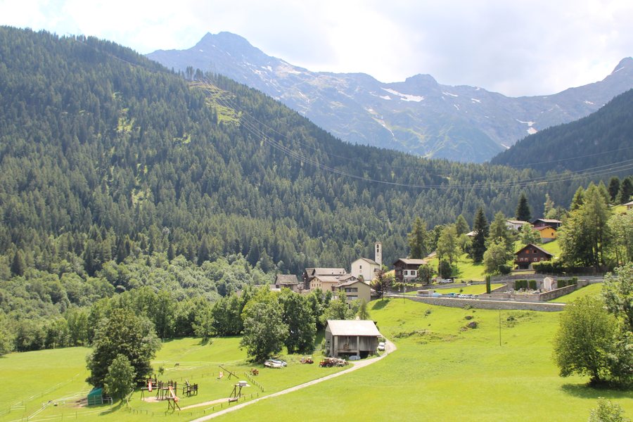 File:Dalpe1.JPG