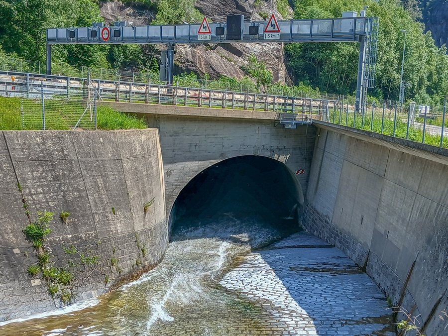 File:A2-Übergang über den Tessin, Rodi-Fiesso TI 20250617-jag9889.jpg