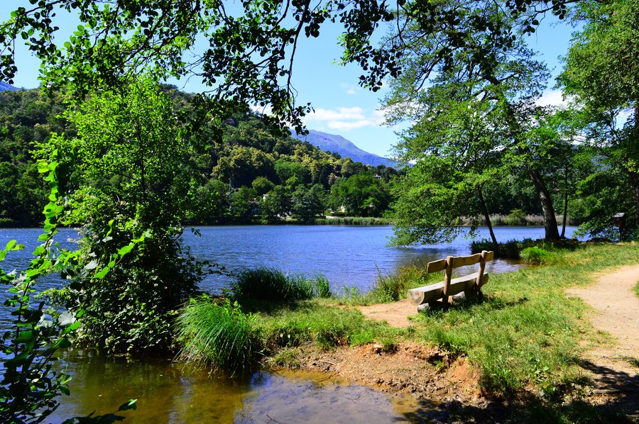 File:Lago Origlio im Valle Capriasca im Kanton Tessin.jpg