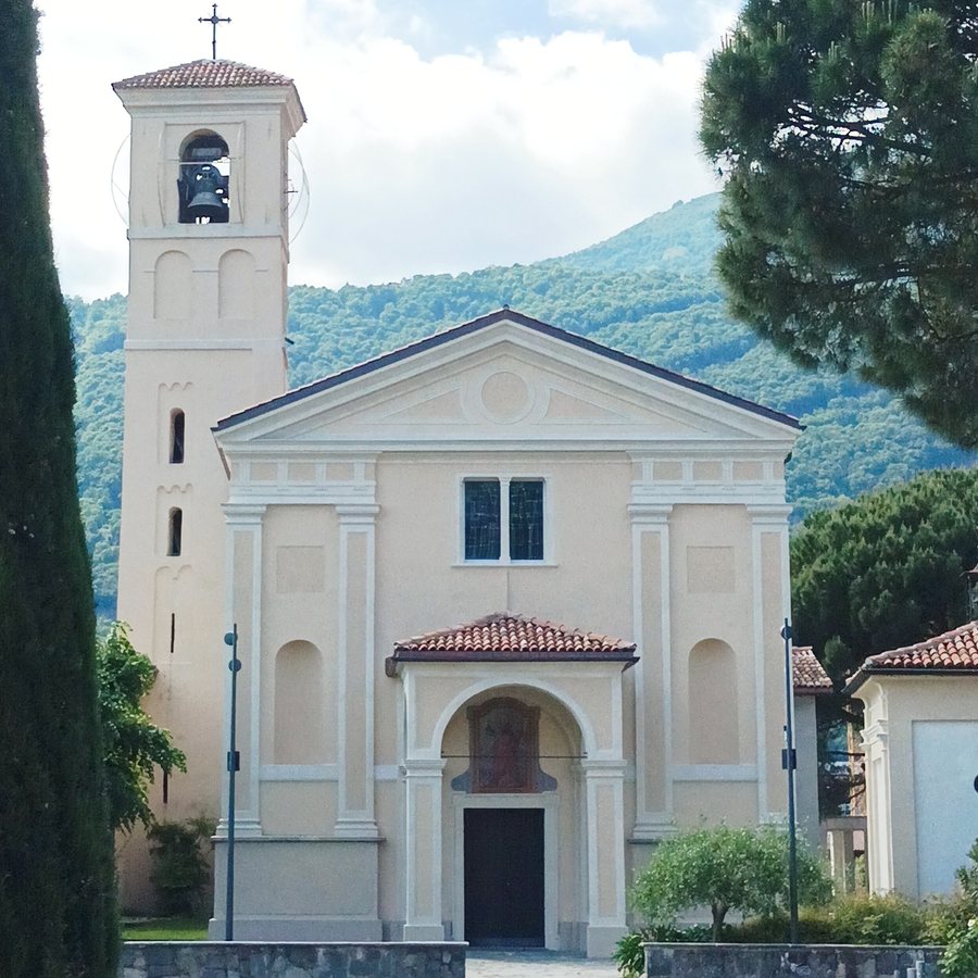 File:Sant’Andrea Parish Church.jpg