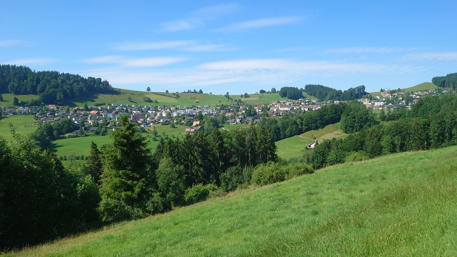 File:Eggersriet Panorama von Süden.jpg