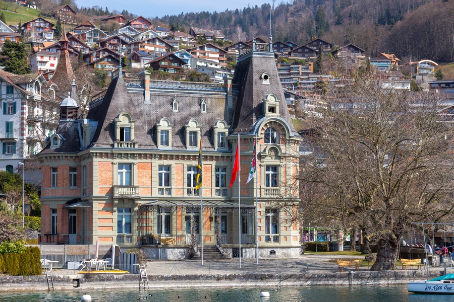 Oberhofen am Thunersee mit Schlössli Simeon