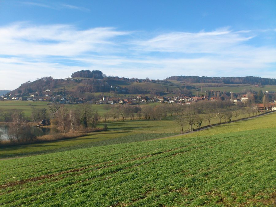 File:GerzenseeBelpberg.JPG