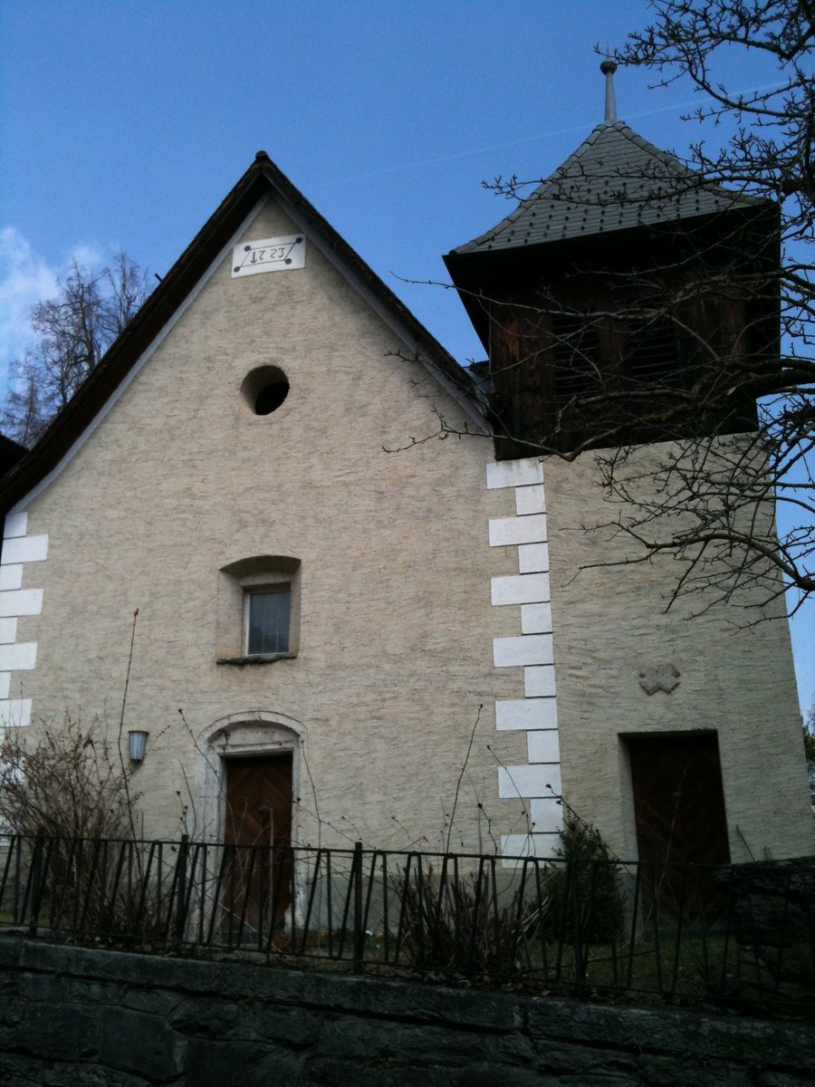 File:Kirche Portein 1.jpg