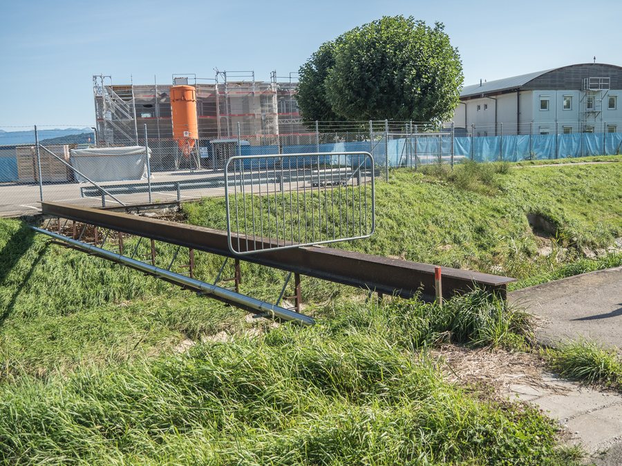 File:Rohrträger-Übergang über die Petite Glâne, Rueyres-les-Prés FR 20220918-jag9889.jpg
