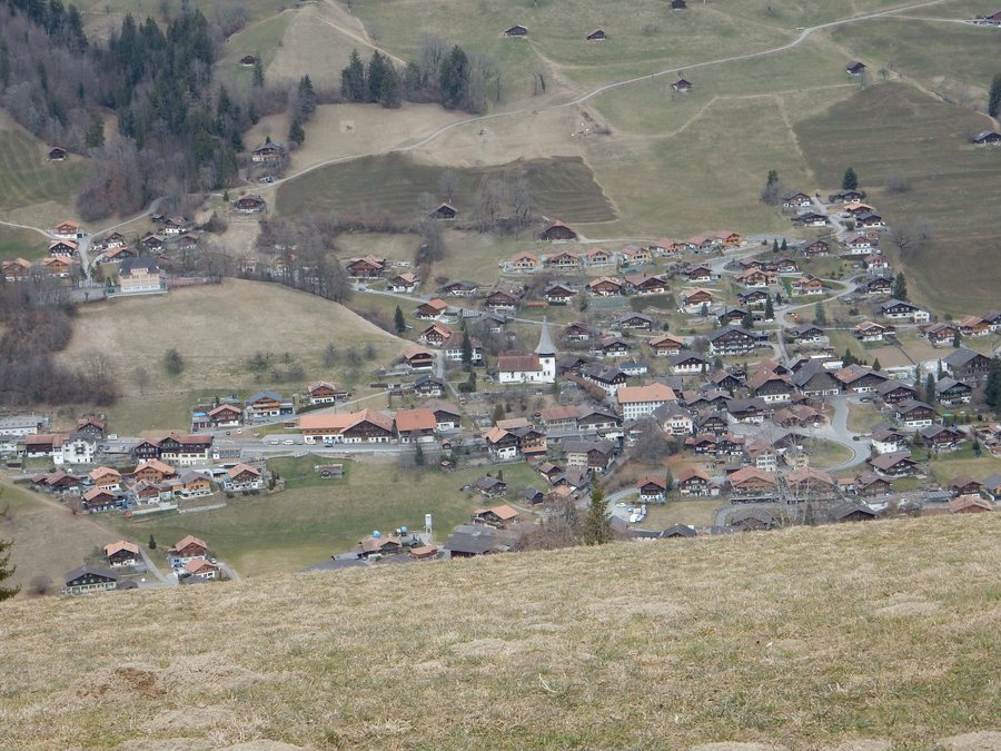 File:Erlenbach im Simmental 2022 01.jpg