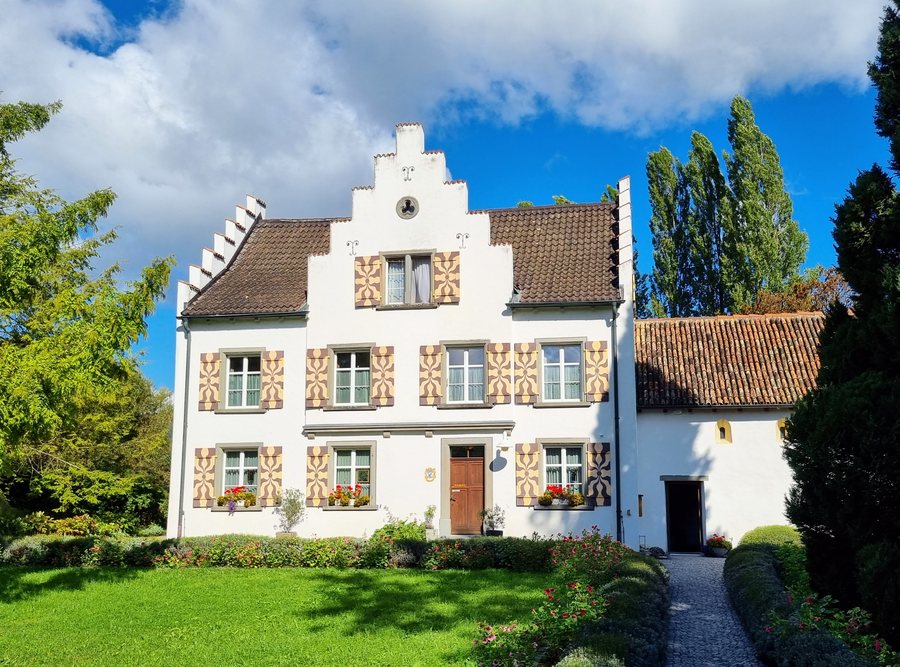 Kloster Werd exterior view